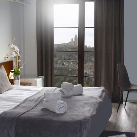 Hotel The Hill Veliko Tărnovo Esterno foto